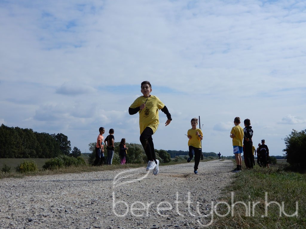 Mezei futóbajnokság Berettyóújfaluban 27